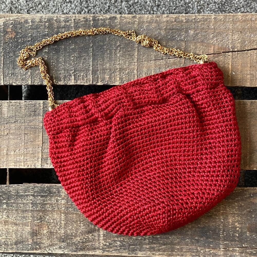 Vintage Morris Moskowitz red knit and leather handbag with gold chain
